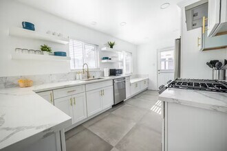 3538 Roslyn St in Riverside, CA - Building Photo - Building Photo