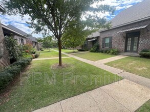 13790 Azalea Dr in St. Francisville, LA - Foto de edificio - Building Photo