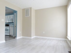 72 Albertson Ct in Ruther Glen, VA - Building Photo - Building Photo