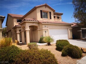 8032 Villa Avada Ct in Las Vegas, NV - Building Photo - Building Photo