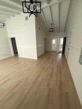 5191 SW 67th Ave in Miami, FL - Building Photo - Building Photo