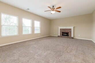 57 Hamilton Blvd NW in Cartersville, GA - Foto de edificio - Building Photo