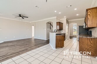 1216 Juniper Ln in Burleson, TX - Building Photo - Building Photo