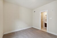 1622 Jefferson St photo'