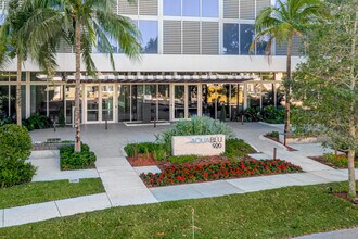 AquaBlu Tower in Fort Lauderdale, FL - Foto de edificio - Building Photo
