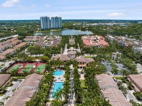 3055 NW 126th Ave in Sunrise, FL - Building Photo - Building Photo