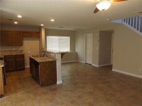 6467 Karlsen Ct in Las Vegas, NV - Building Photo - Building Photo