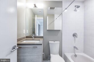 816 Potomac Ave SE in Washington, DC - Building Photo - Building Photo