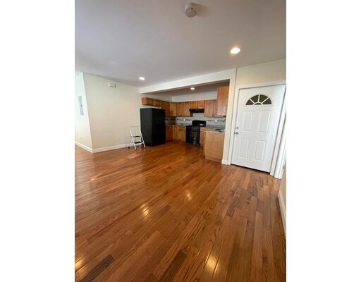 7 North Ave-Unit -2 in Boston, MA - Building Photo - Building Photo