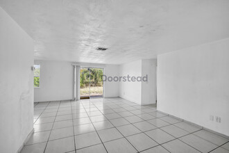 3839 Elmwood Dr in Holiday, FL - Building Photo - Building Photo