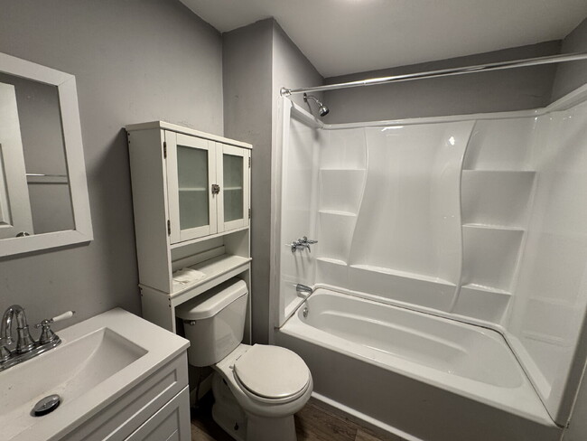 206 Tribble St in Seneca, SC - Building Photo - Building Photo