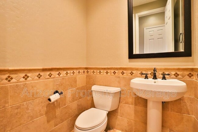2021 W Gloria Ln in Phoenix, AZ - Building Photo - Building Photo