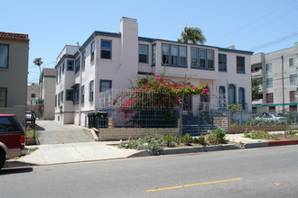 901 S Catalina St in Los Angeles, CA - Building Photo - Building Photo