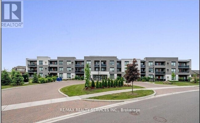40 Via Rosedale in Brampton, ON - Building Photo - Building Photo