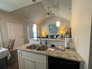 3240 Belmont Dr in Waco, TX - Building Photo - Building Photo