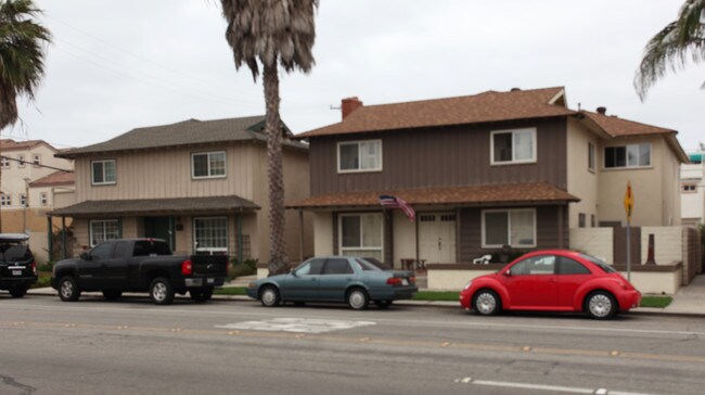 115-119 17th St in Huntington Beach, CA - Building Photo - Building Photo