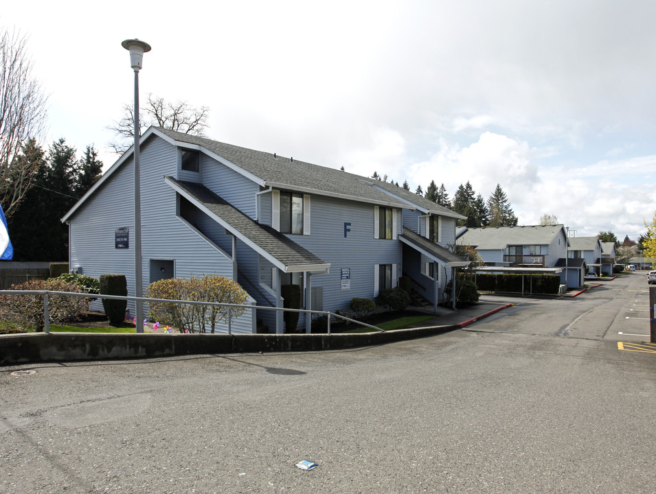 Barrington Place Apartments in Vancouver, WA - Building Photo