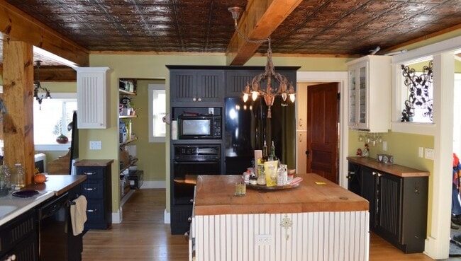 2889 Bailey Rd in Sun Prairie, WI - Foto de edificio - Building Photo