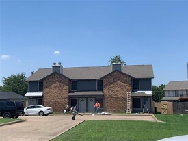 803 Bluebonnet Dr