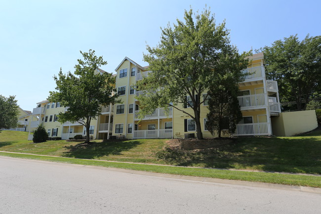 The Ethans Apartments in Kansas City, MO - Building Photo - Building Photo