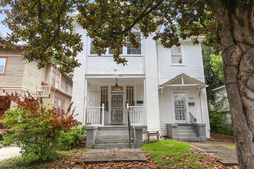 2319-2321 Lowerline St in New Orleans, LA - Building Photo