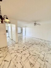 141 NE 10th Ave in Hallandale Beach, FL - Building Photo - Building Photo