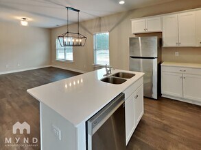 176 Park Dr N in Clanton, AL - Building Photo - Building Photo