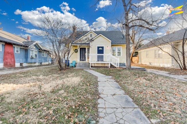 property at 350 N Holyoke Pl