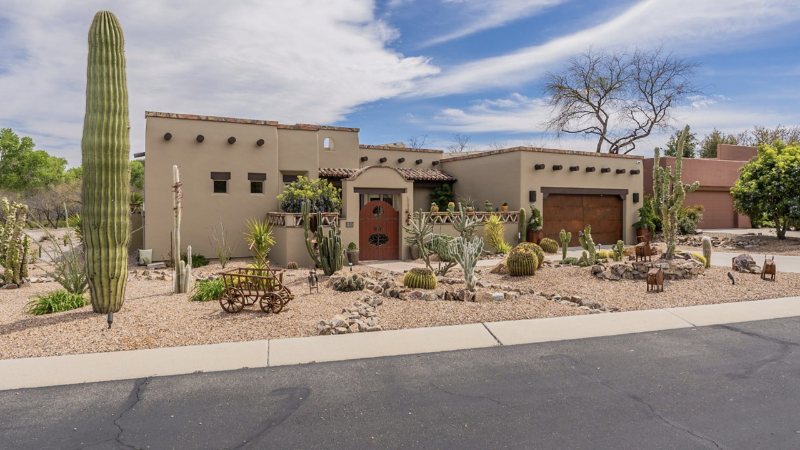 44 Calle Maria Elena in Tubac, AZ - Building Photo