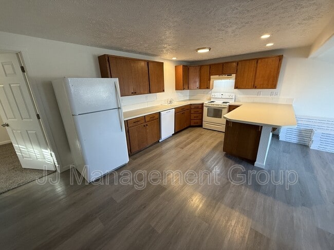 property at 1235 2nd St