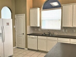 9123 E Lake Dr in Magnolia, TX - Building Photo - Building Photo