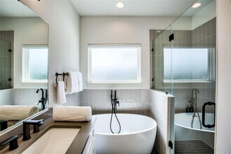 3402 Daphne St in Houston, TX - Building Photo - Building Photo