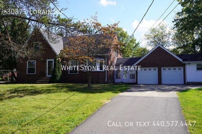 30871 Lorain Rd in North Olmsted, OH - Building Photo - Building Photo