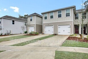 5958 Creekside Crossing Dr in Jacksonville, FL - Building Photo