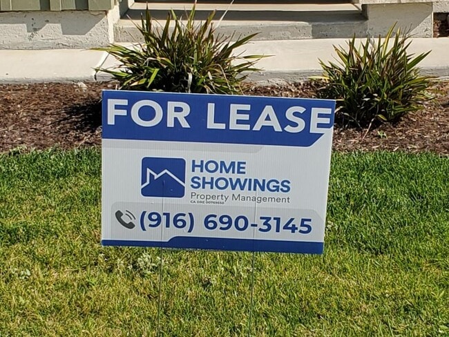 property at 3919 Watermist Way