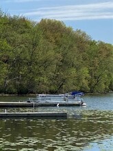 7 Lagoon Plaza in North Salem, NY - Building Photo - Building Photo