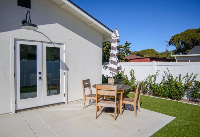 1724 S Horne St in Oceanside, CA - Building Photo - Building Photo