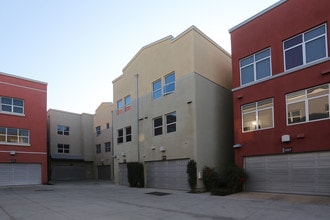 949 E Santa Ana Blvd in Santa Ana, CA - Building Photo - Building Photo