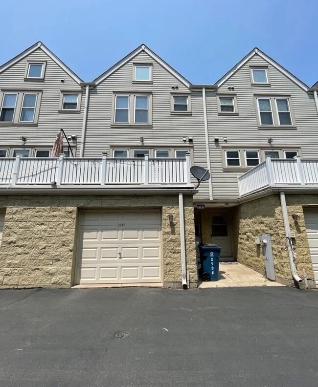 219 N Walnut St in Bensenville, IL - Building Photo - Building Photo