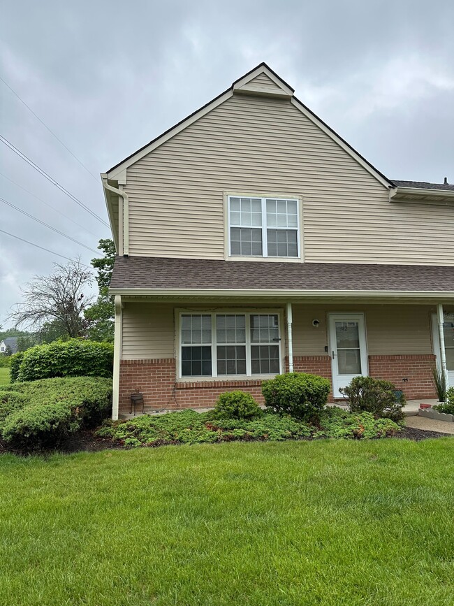 property at 942 Thomas Ave