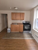 5251 Spruce St, Unit 2F in Philadelphia, PA - Building Photo