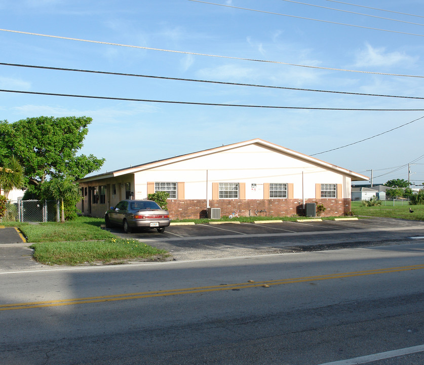 1845 NW 55th Ave in Fort Lauderdale, FL - Building Photo