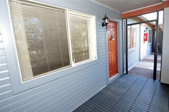 10265 Gandy Blvd N in St. Petersburg, FL - Building Photo - Building Photo