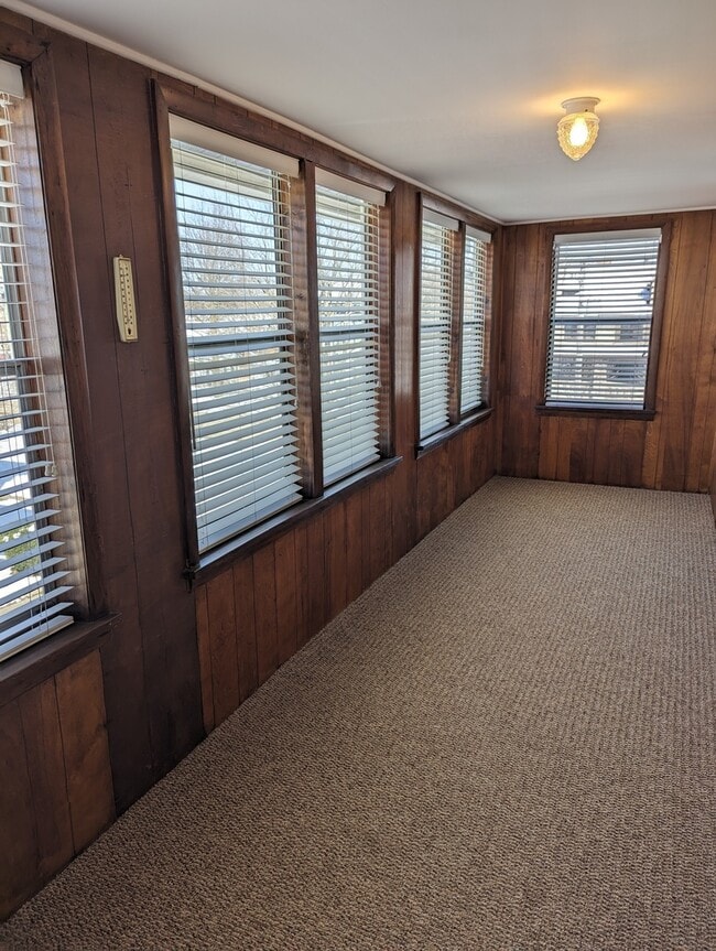 837 W Stephenson St in Freeport, IL - Building Photo - Building Photo