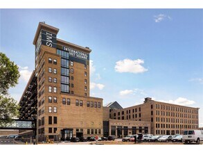 290 Market St in Minneapolis, MN - Building Photo - Building Photo