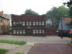 212 Brighton Rd in Bellevue, PA - Building Photo