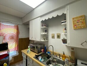 622 Minor Ave-Unit -UNIT 1 in Kalamazoo, MI - Building Photo - Building Photo