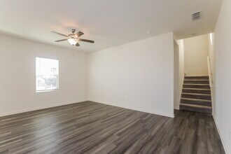 114 Bentwater Wy in Hoschton, GA - Building Photo - Building Photo
