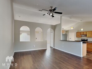 12552 Gulliver Rd in Spring Hill, FL - Building Photo - Building Photo