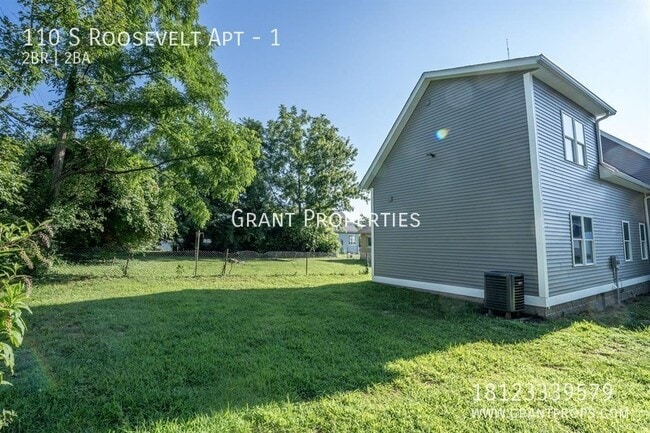 110 S Roosevelt St in Bloomington, IN - Building Photo - Building Photo